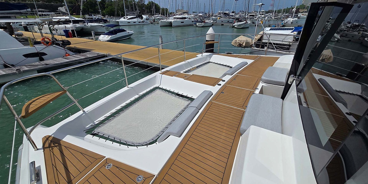 Аренда катамарана Akula 56 Power La Mer на Пхукете